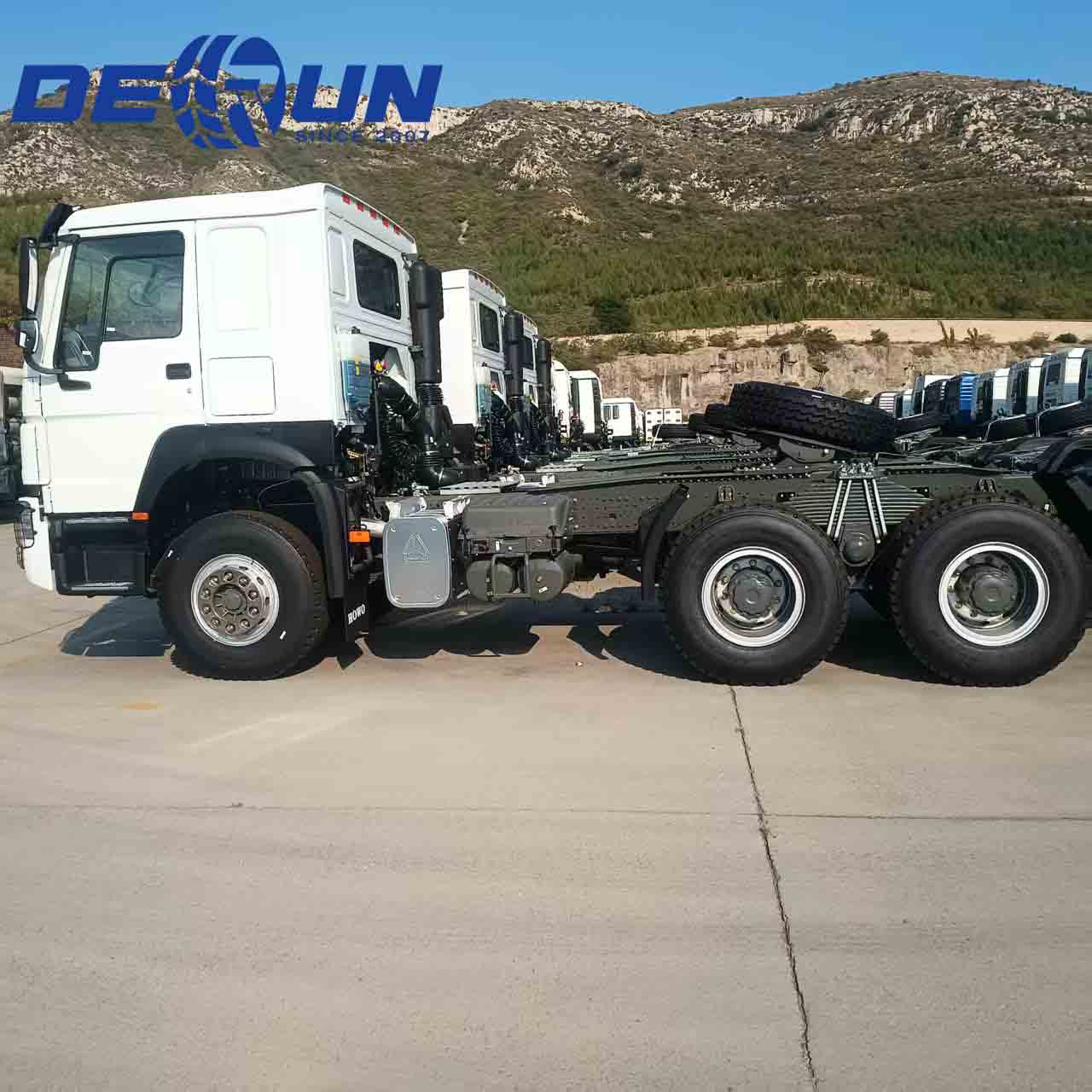 Douăsprezece vehicule urmează să plece spre Guineea.